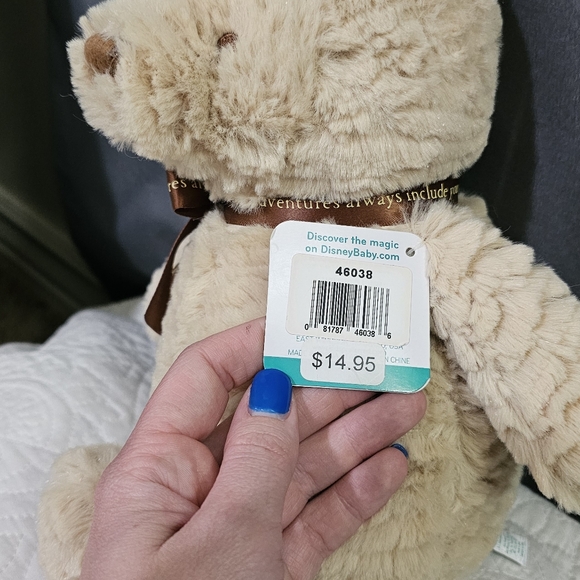 Classic Winnie the Pooh stuffed plush - Picture 7 of 7